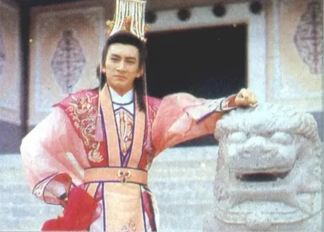 吴启华个人照