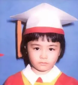 钟欣潼近照