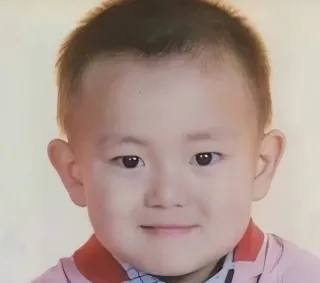 李现近照