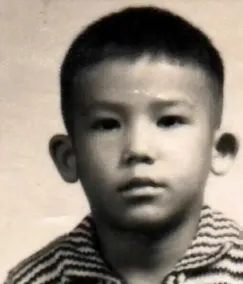 李子雄近照
